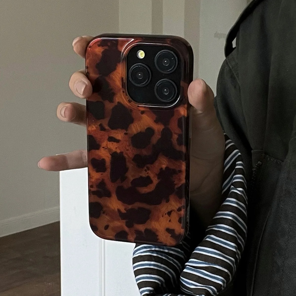 Capa de Celular Retrô com Text - Phone Cases Xs avaliação e preço